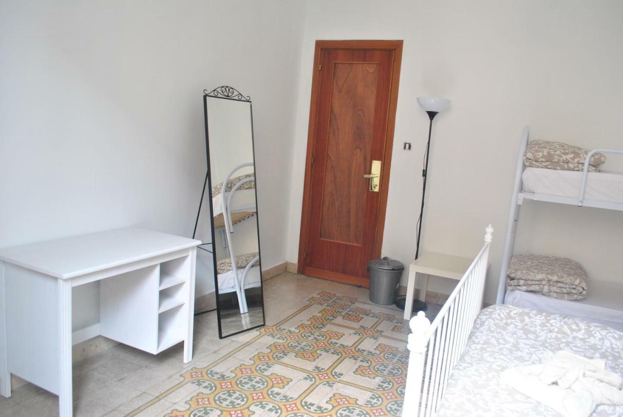 Sunrise Hostel & Rooms Palermo Buitenkant foto