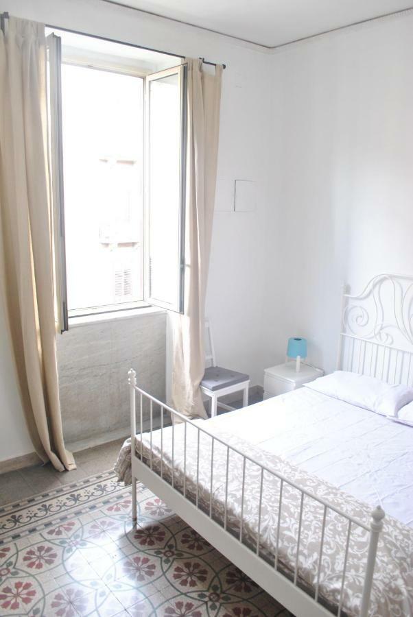 Sunrise Hostel & Rooms Palermo Buitenkant foto