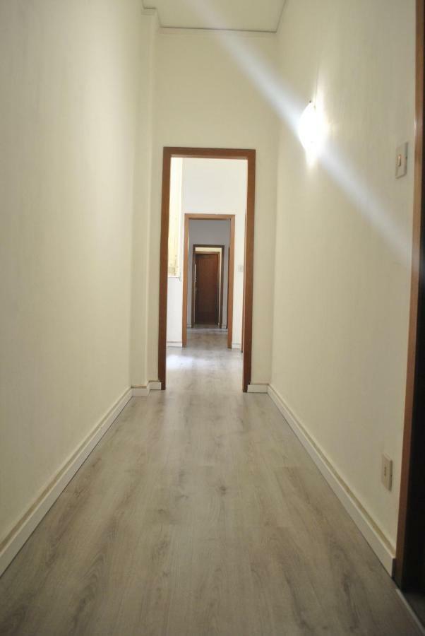 Sunrise Hostel & Rooms Palermo Buitenkant foto